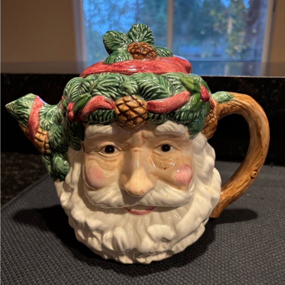 Holiday Santa Claus Ceramic Teapot